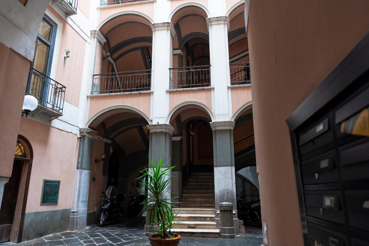 Bella Domus Suites Salerno Exteriör bild
