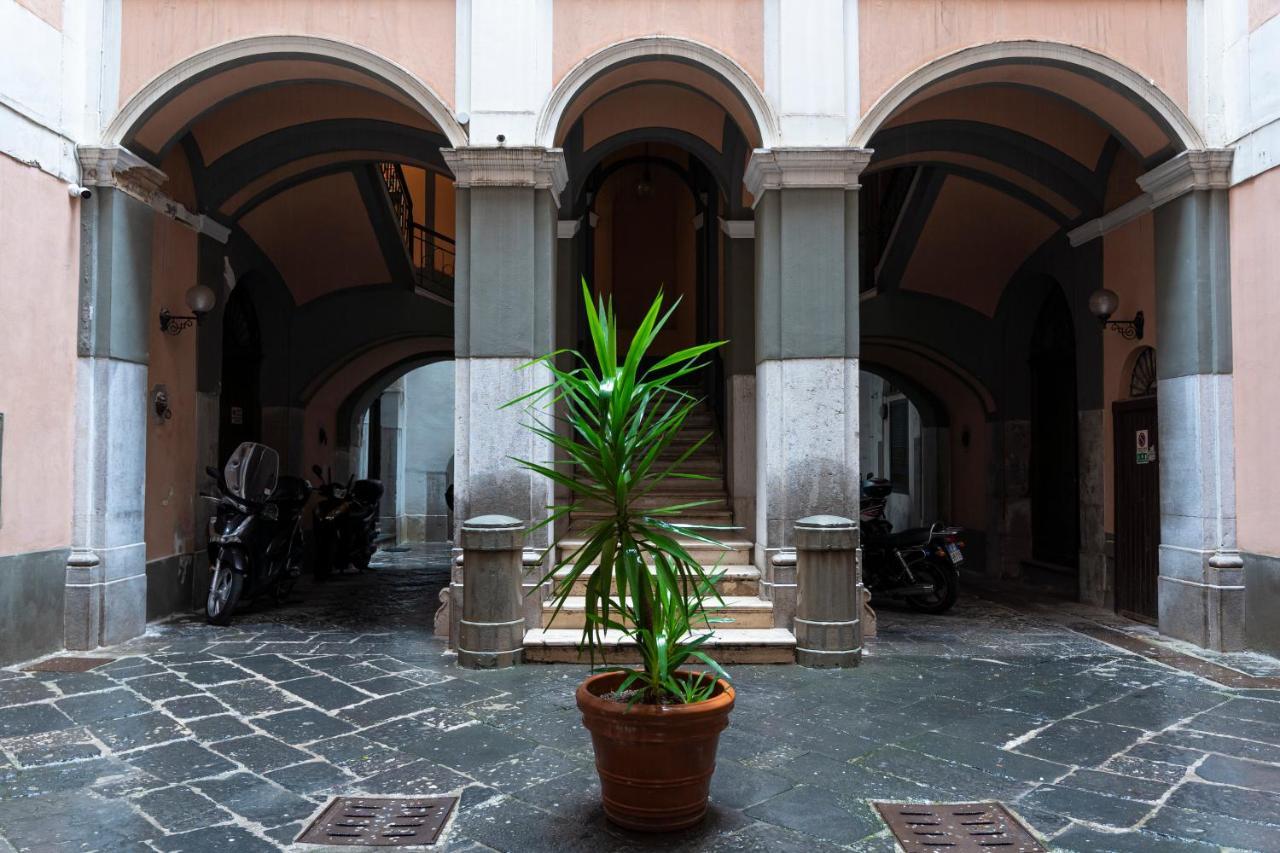 Bella Domus Suites Salerno Exteriör bild